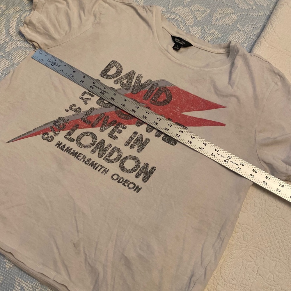 David Bowie Live In London Graphic Men's Shirt - White with Red/Gray Print - Picture 3 of 7